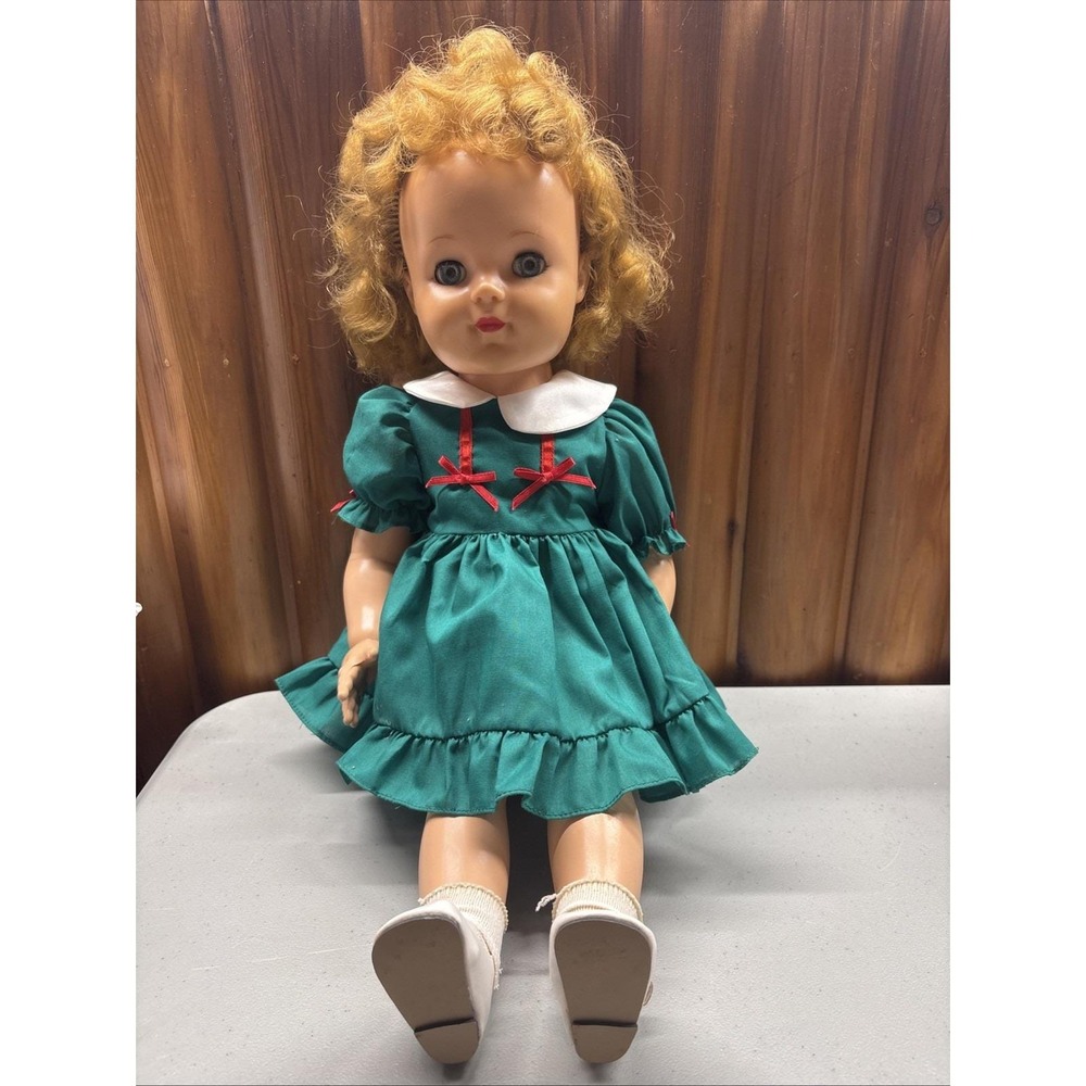 Saucy Walker Doll by Ideal Flirty Sleepy Eyes Vintage 1950s Auburn Hair 22" Tall
